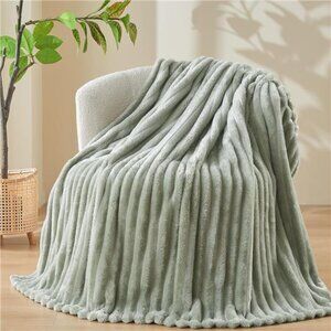 Super Soft Throw Blanket Sage Green Premium Silky Flannel Fleece 3D